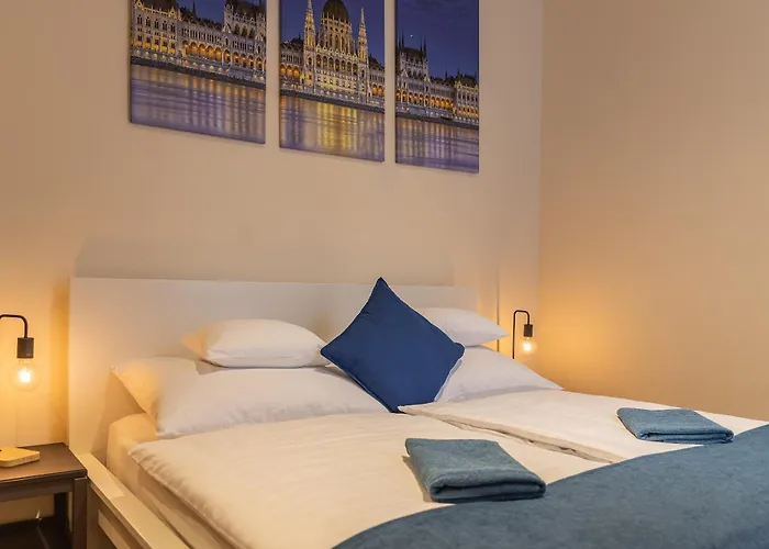 Andrassy Heritage Deluxe Apartment